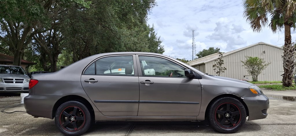 2006 Toyota Corolla CE photo