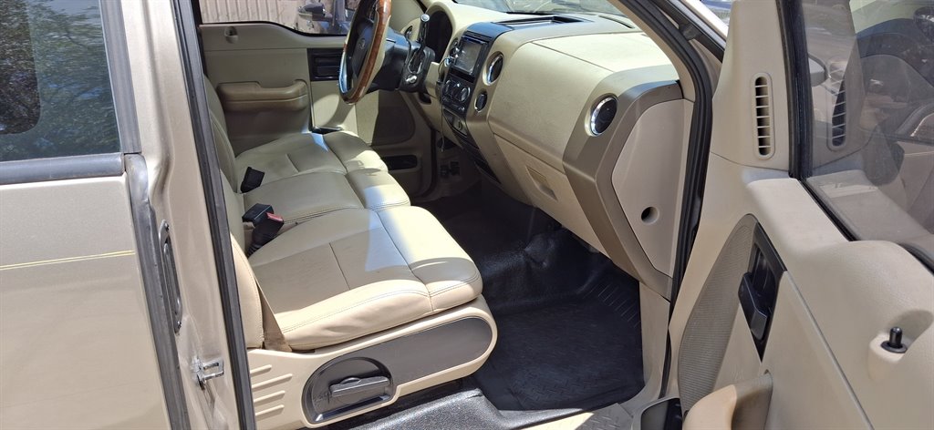 2006 Ford F-150 XL photo
