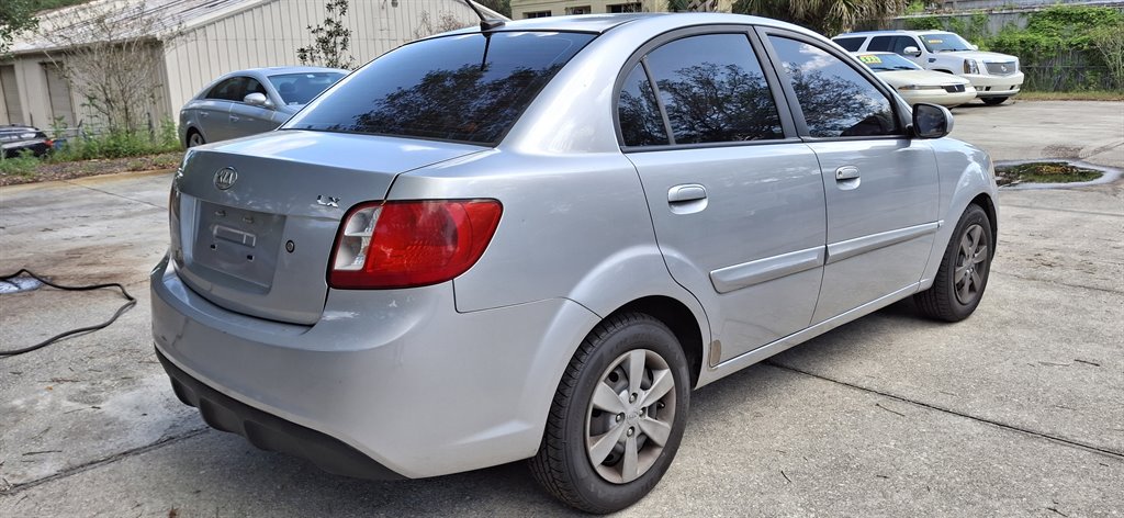 2010 Kia Rio photo
