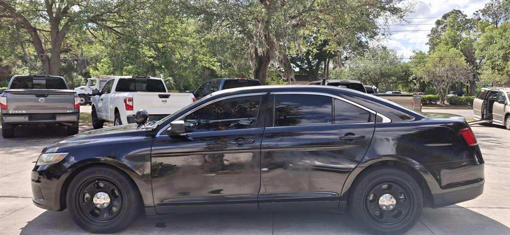2014 Ford Taurus Police Interceptor photo