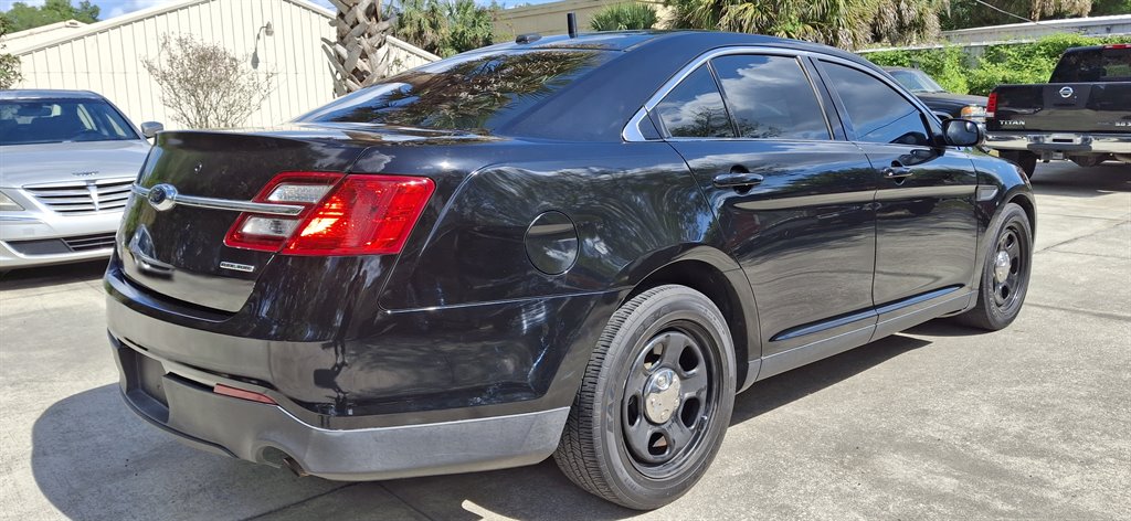 2014 Ford Taurus Police Interceptor photo