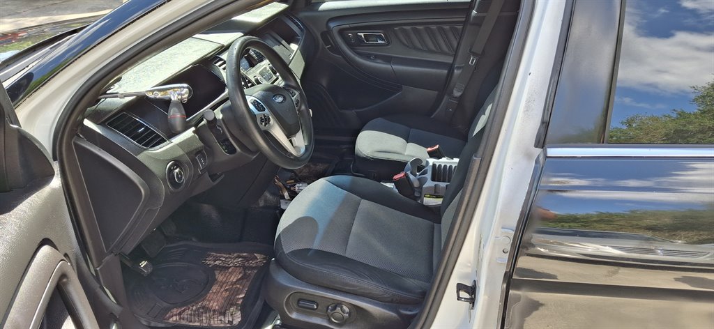 2014 Ford Taurus Police Interceptor photo