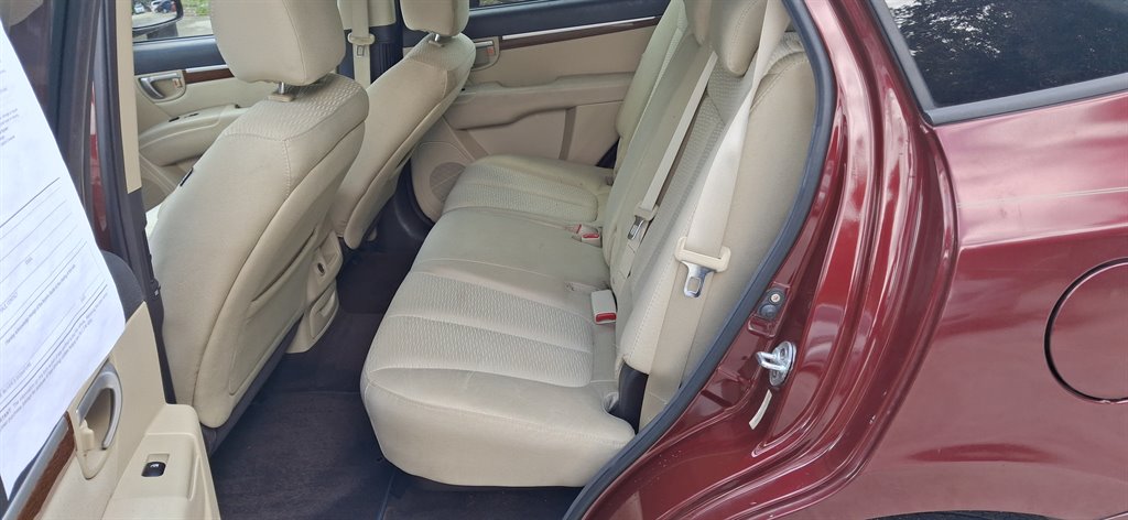 2009 Hyundai Santa Fe - $6,495