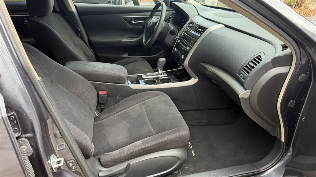 2013 Nissan Altima - $6,495