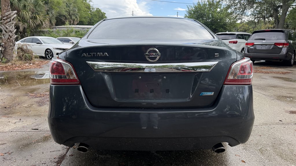 2013 Nissan Altima - $6,495
