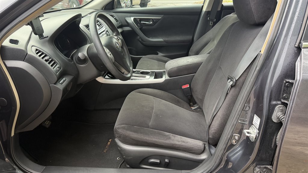 2013 Nissan Altima - $6,495