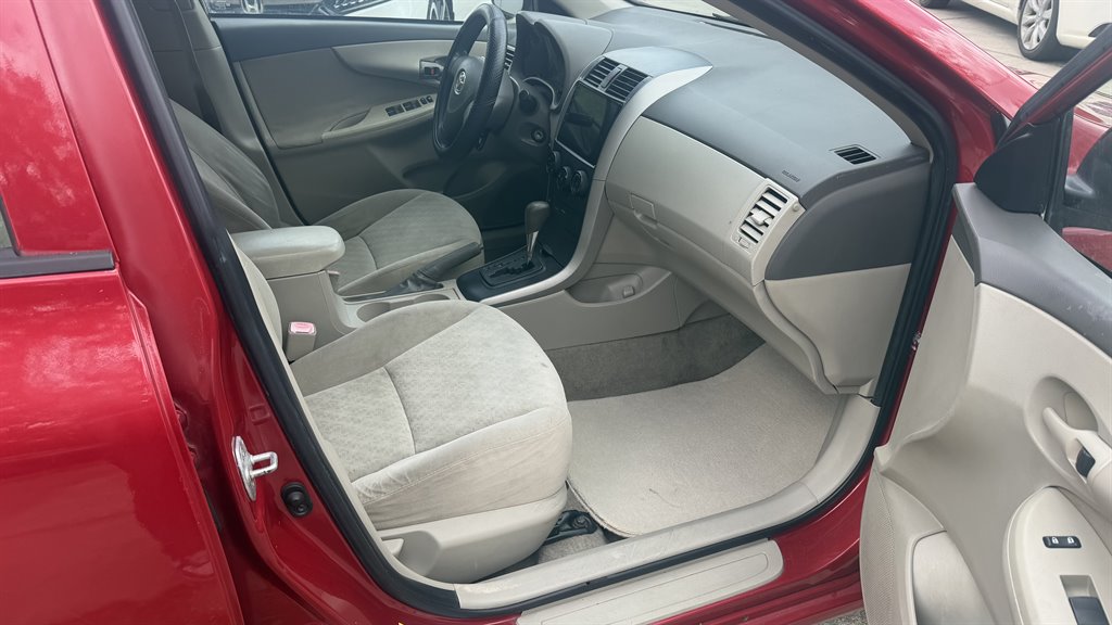 2009 Toyota Corolla - $6,995