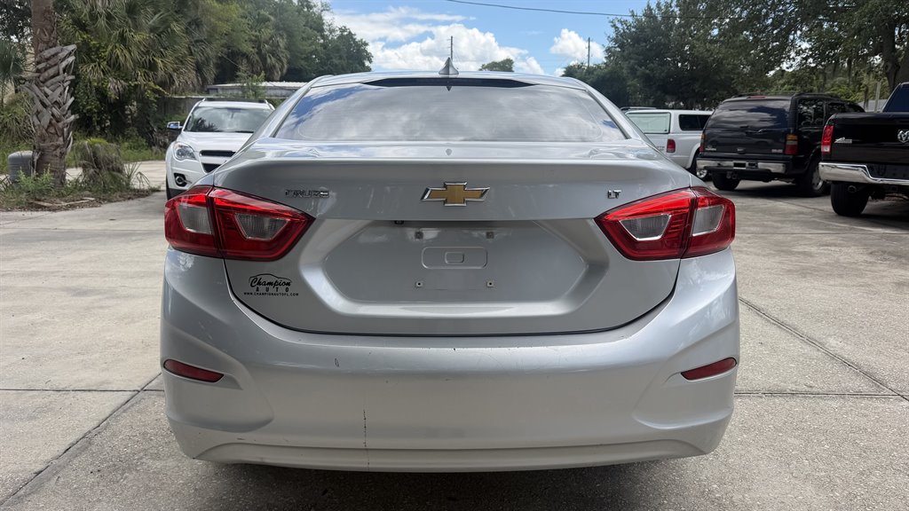 2018 Chevrolet Cruze - $8,500
