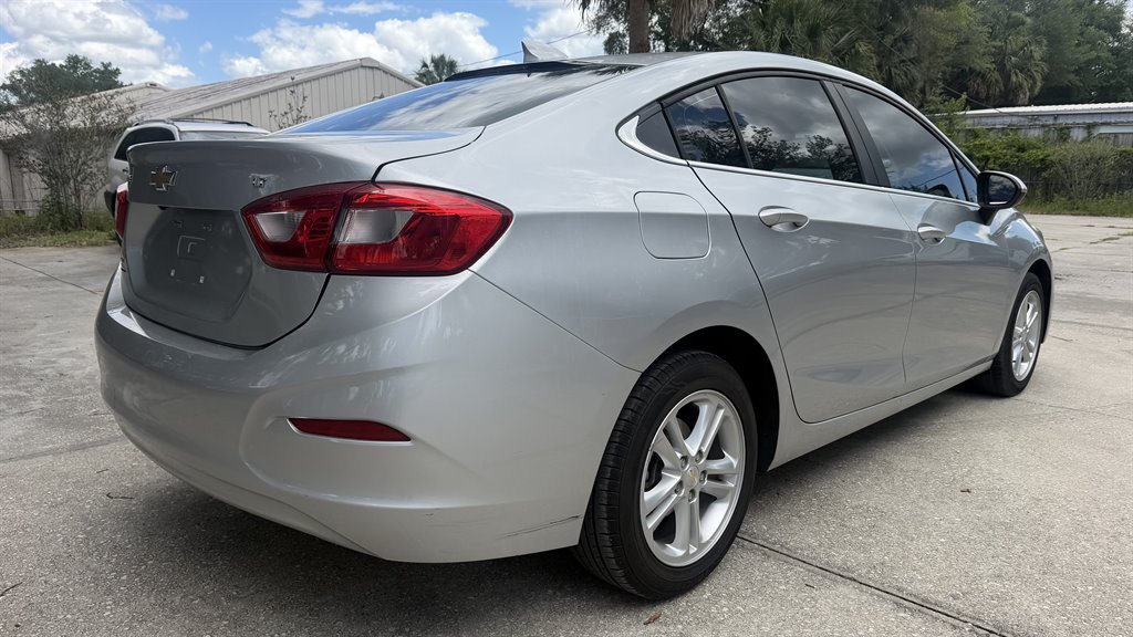 2018 Chevrolet Cruze - $8,500