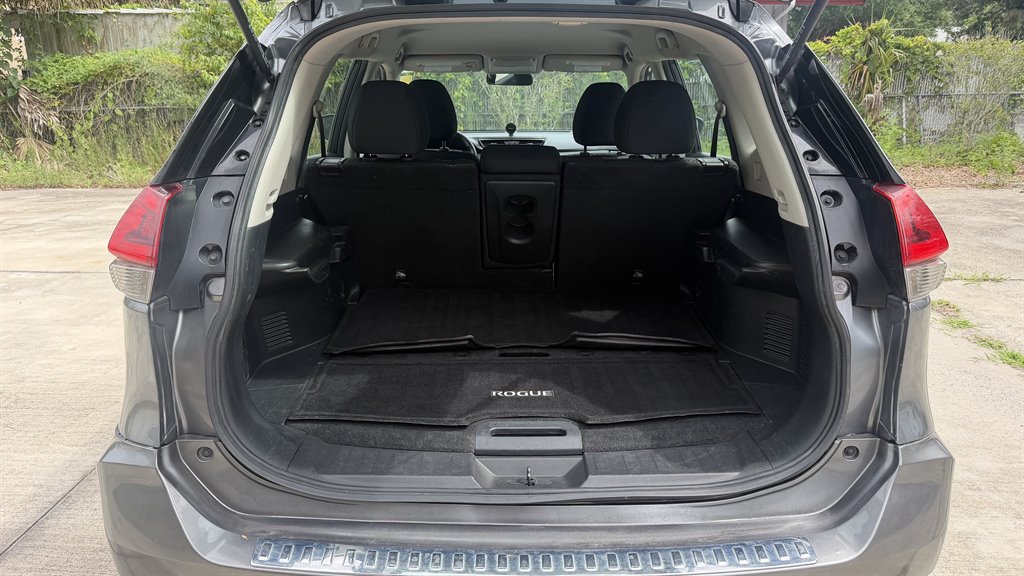 2018 Nissan Rogue - $9,995