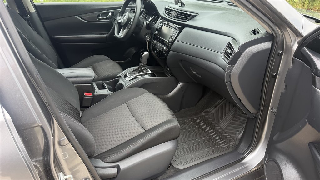 2018 Nissan Rogue - $9,995