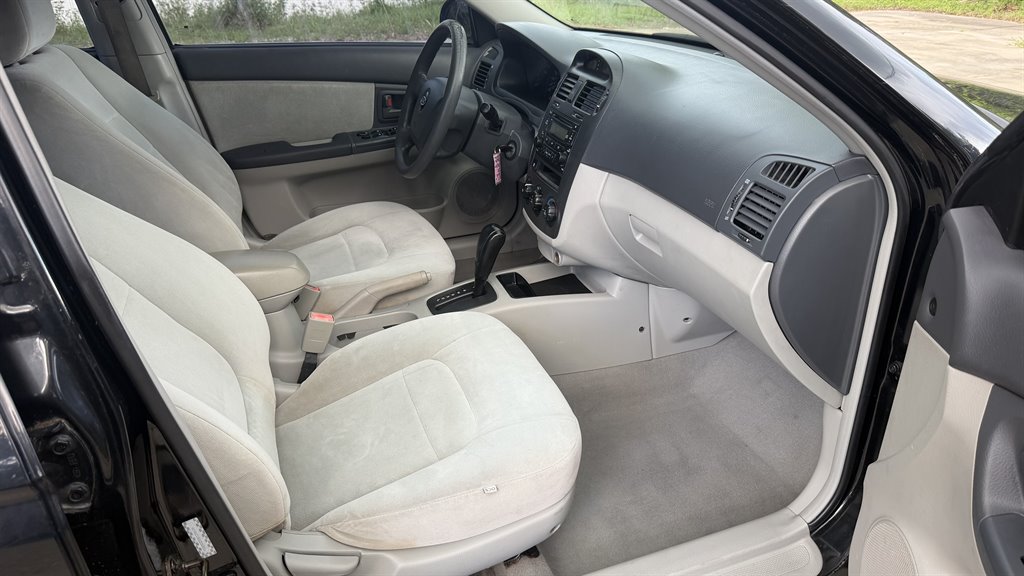 2006 Kia Spectra - $3,495