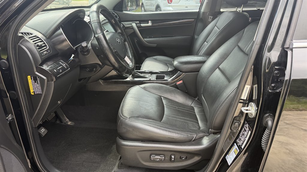 2015 Kia Sorento - $6,995