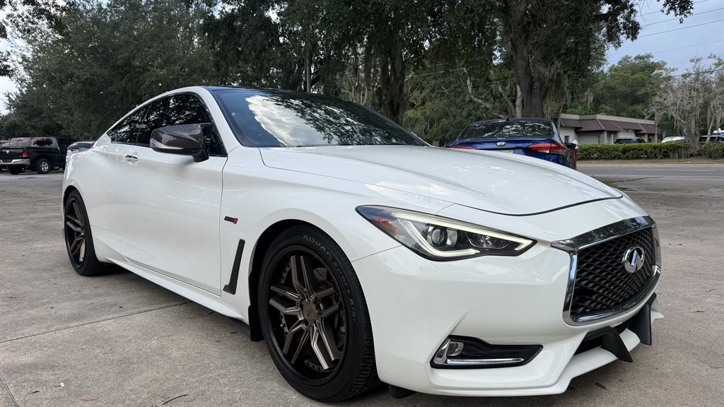 2017 INFINITI Q60 - $13,995