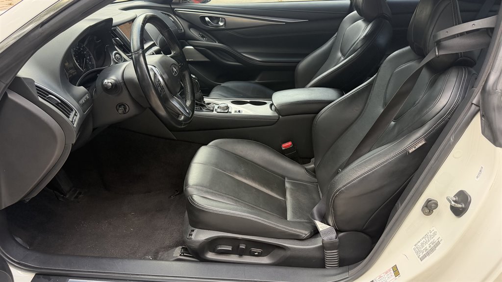 2017 INFINITI Q60 - $13,995