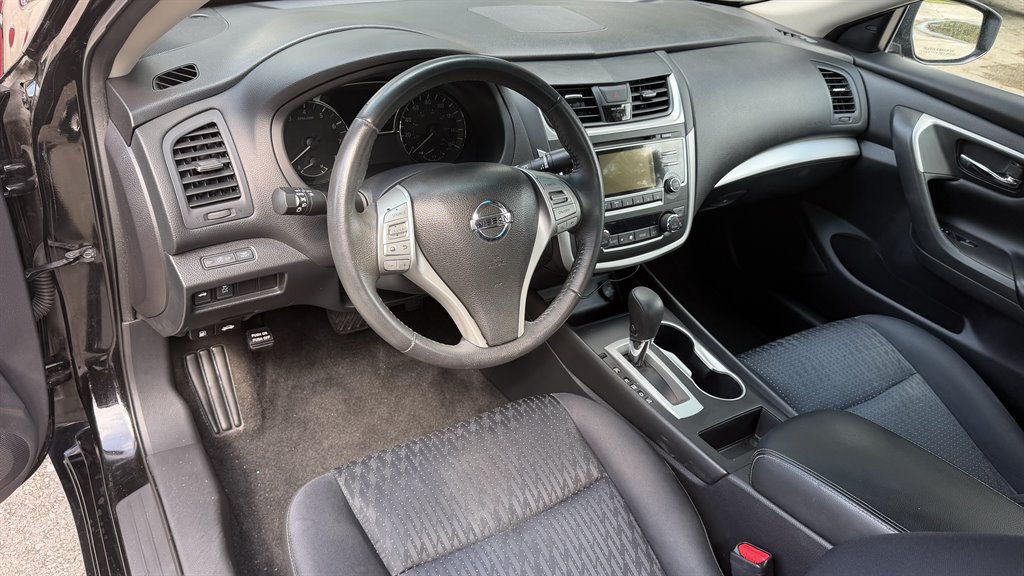 2017 Nissan Altima - $10,250