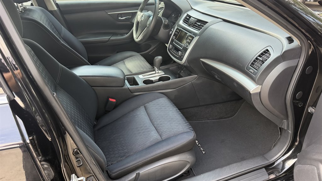 2017 Nissan Altima - $10,250