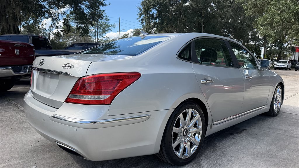 2012 Hyundai Equus - $9,995