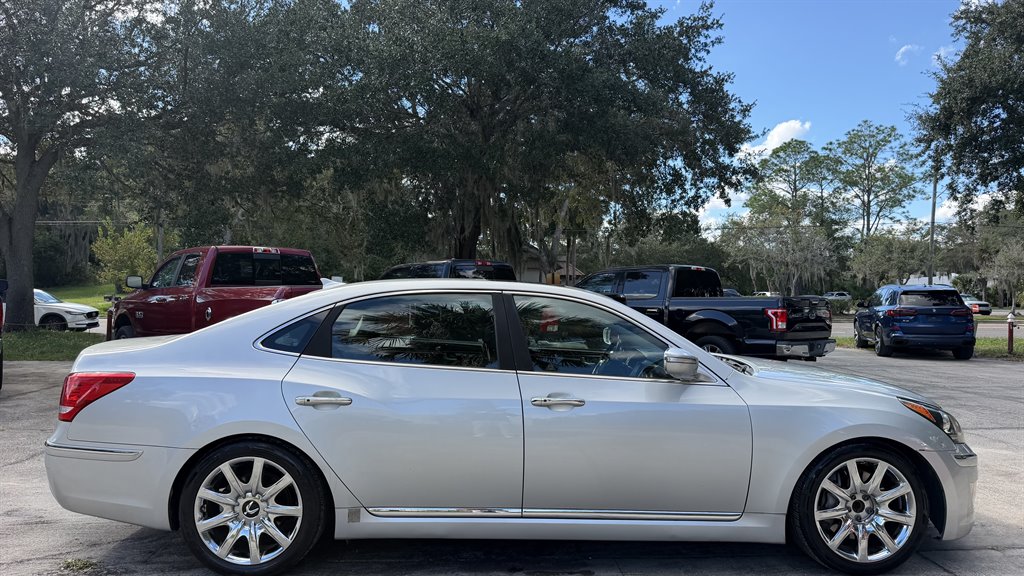 2012 Hyundai Equus - $9,995