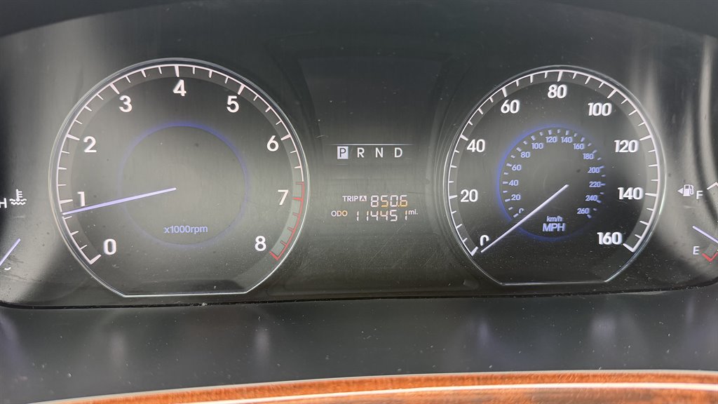2012 Hyundai Equus - $9,995