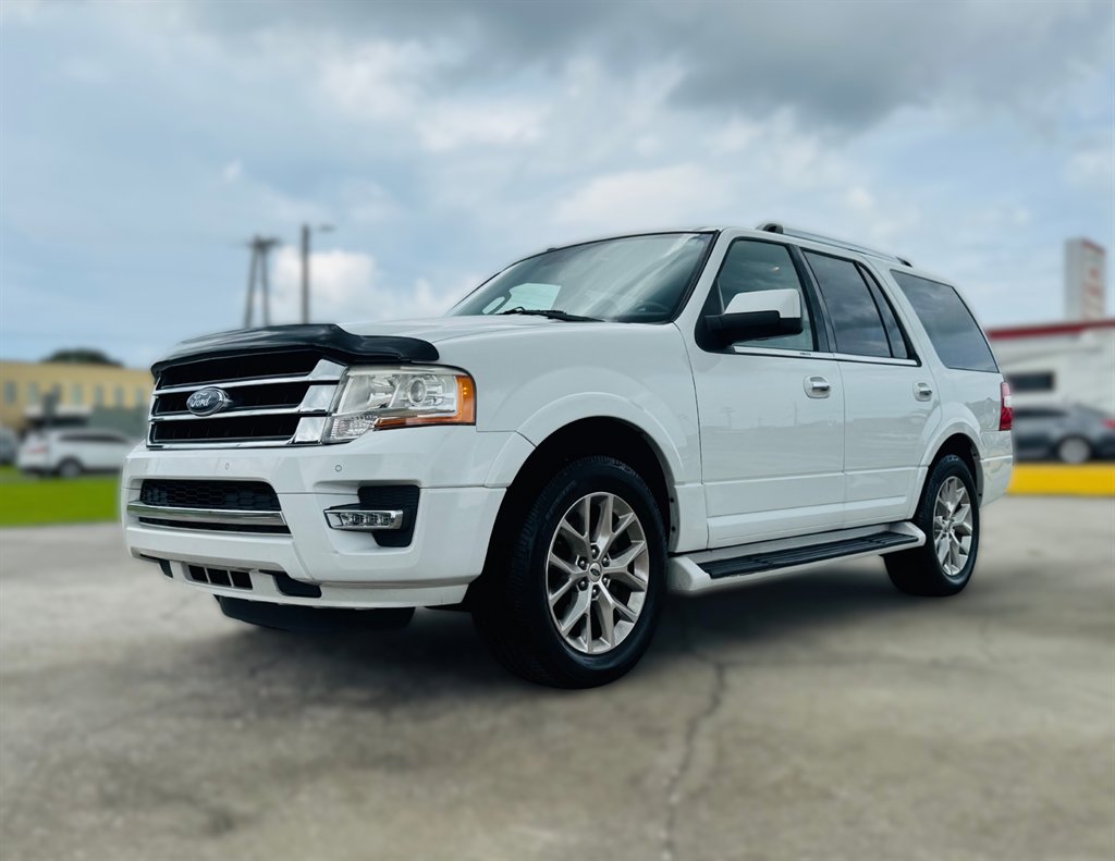 2017 Ford Expedition - $16,995