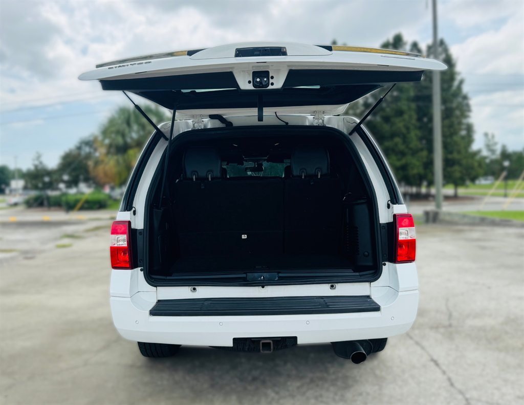 2017 Ford Expedition - $16,995