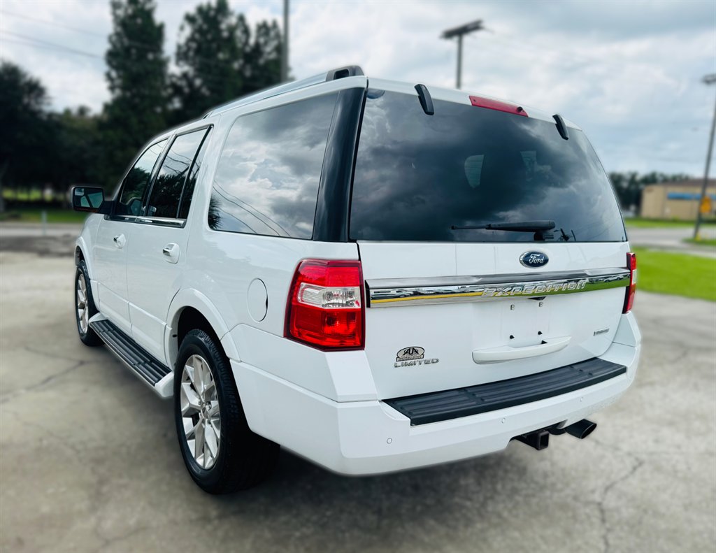 2017 Ford Expedition - $16,995