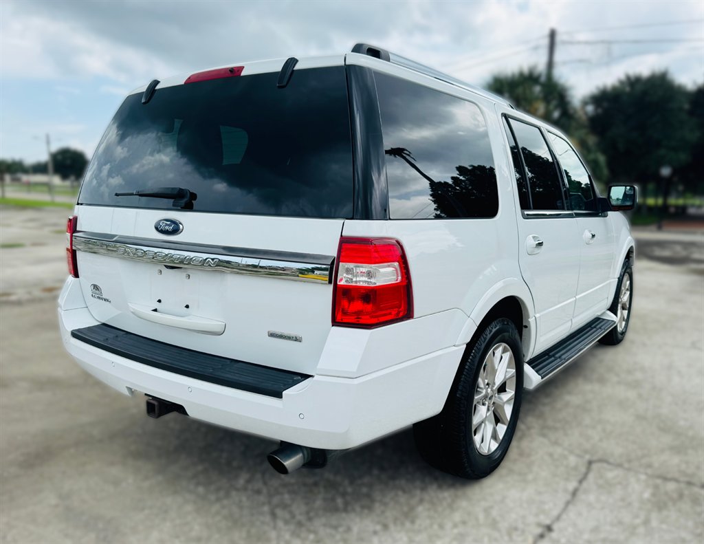 2017 Ford Expedition - $16,995