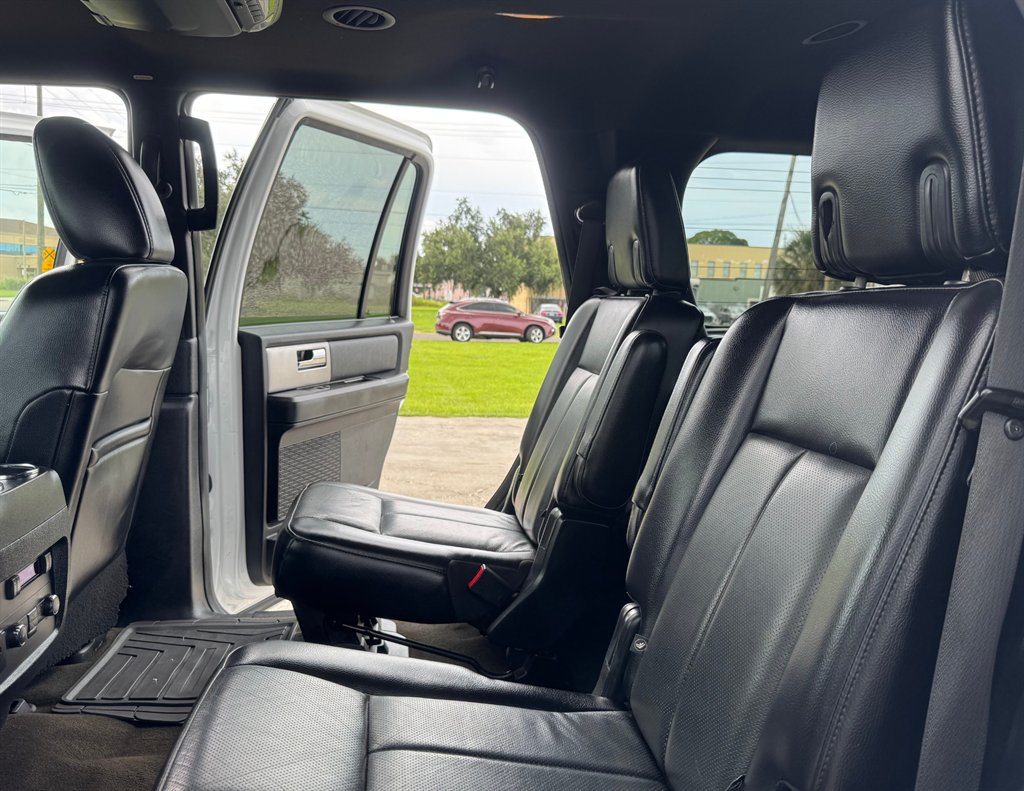 2017 Ford Expedition - $16,995