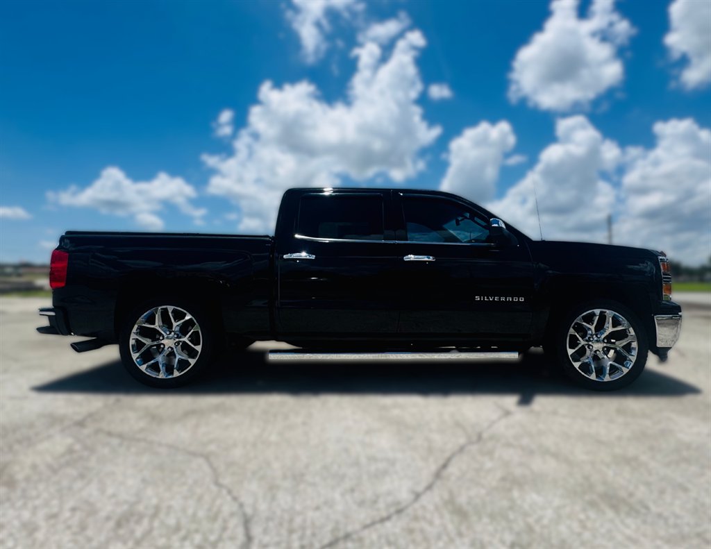 2014 Chevrolet Silverado - $21,500