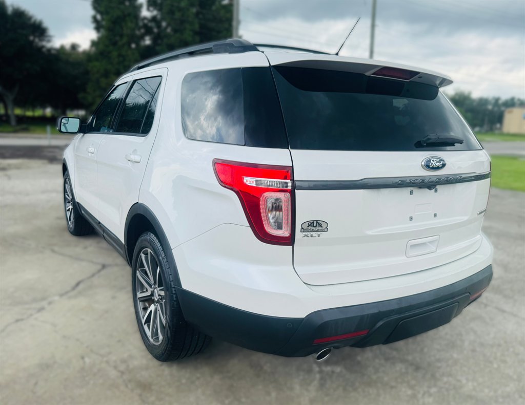 2015 Ford Explorer