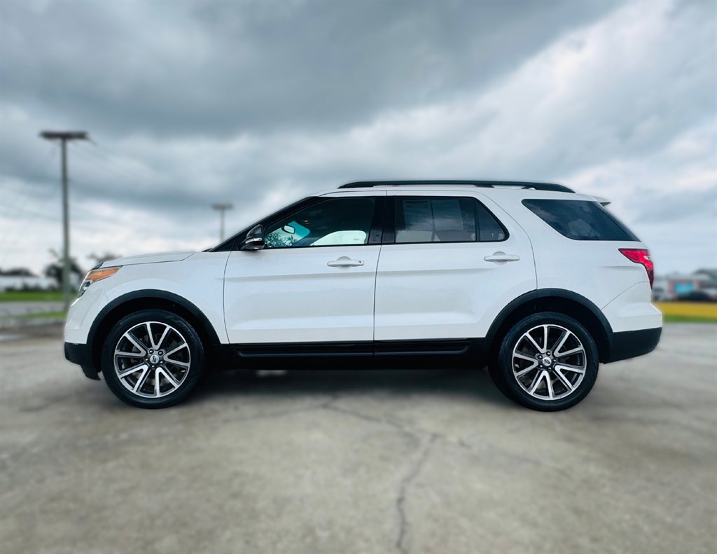 2015 Ford Explorer