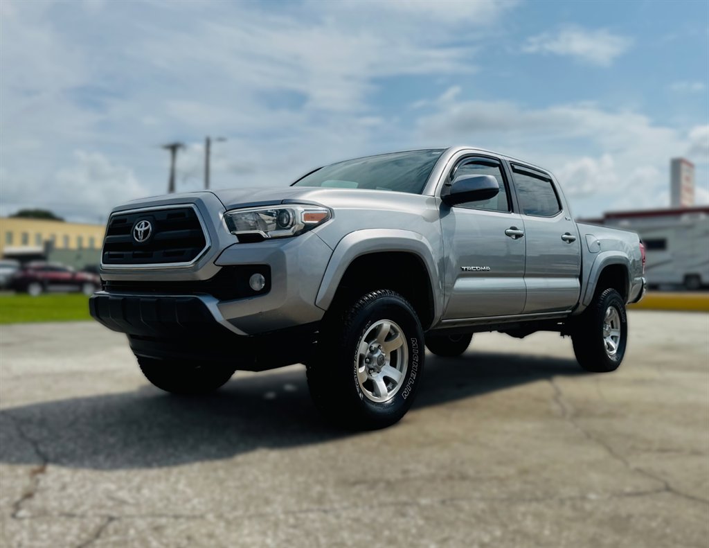 2017 Toyota Tacoma - $21,500