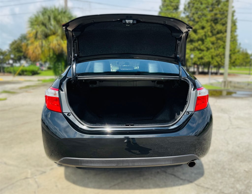 2016 Toyota Corolla - $15,995
