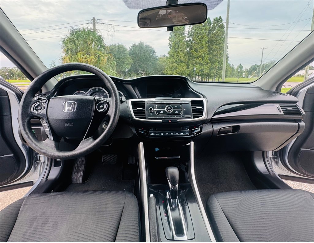 2017 Honda Accord - $17,995