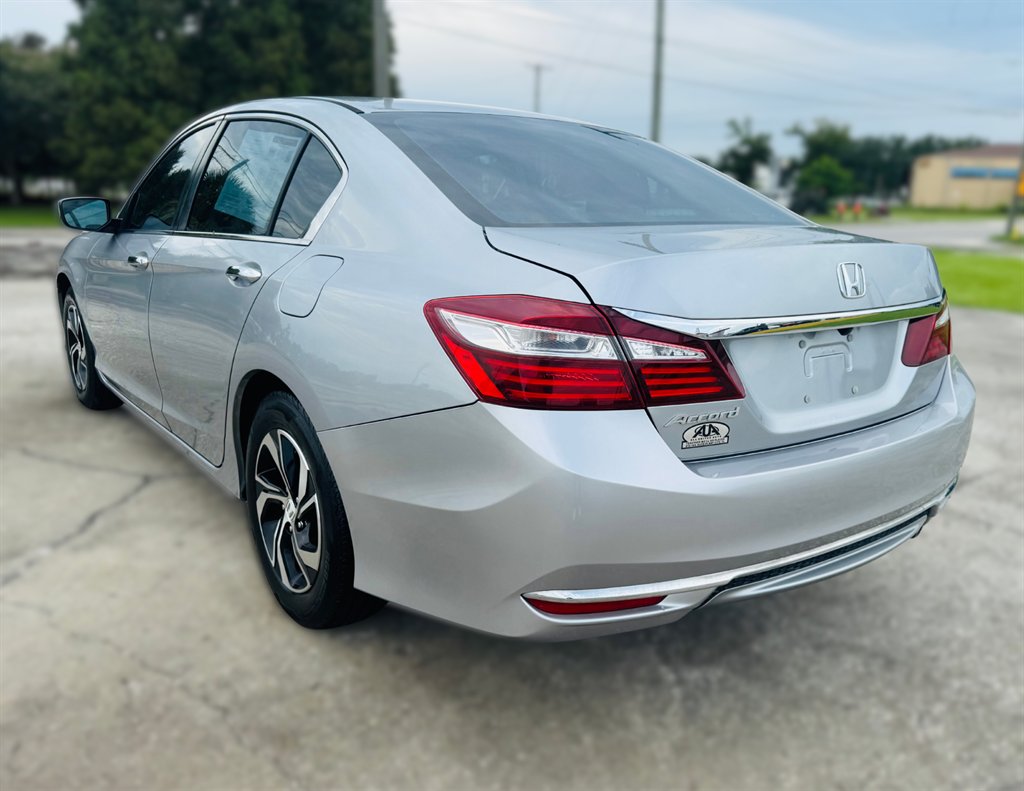 2017 Honda Accord - $17,995