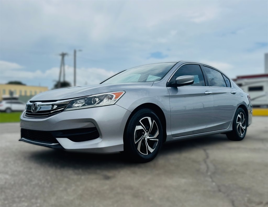 2017 Honda Accord - $17,995