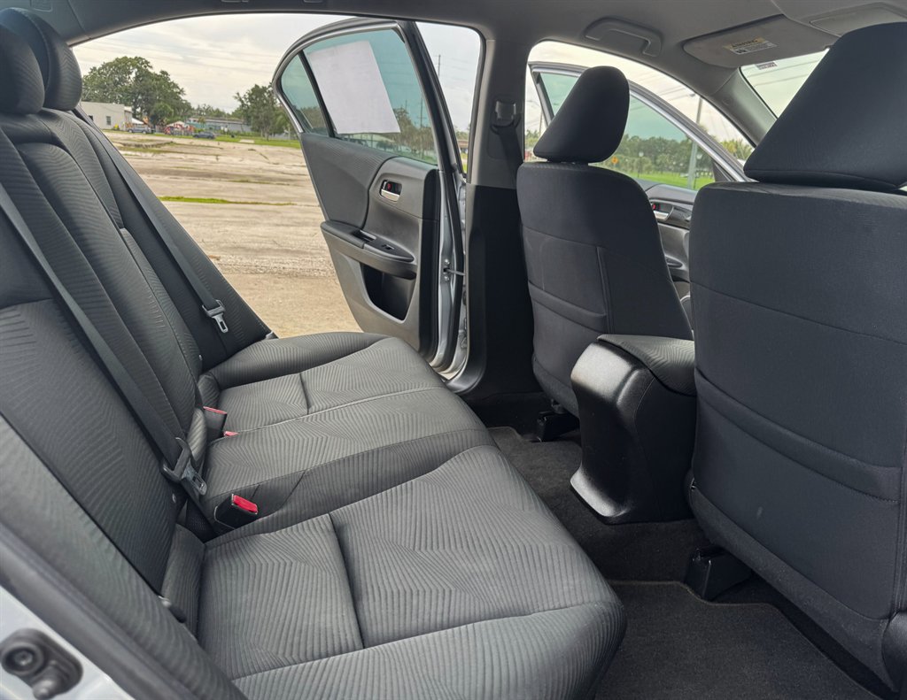 2017 Honda Accord - $17,995