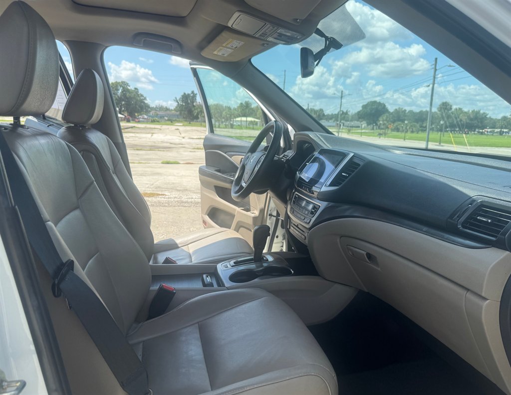 2016 Honda Pilot - $16,995