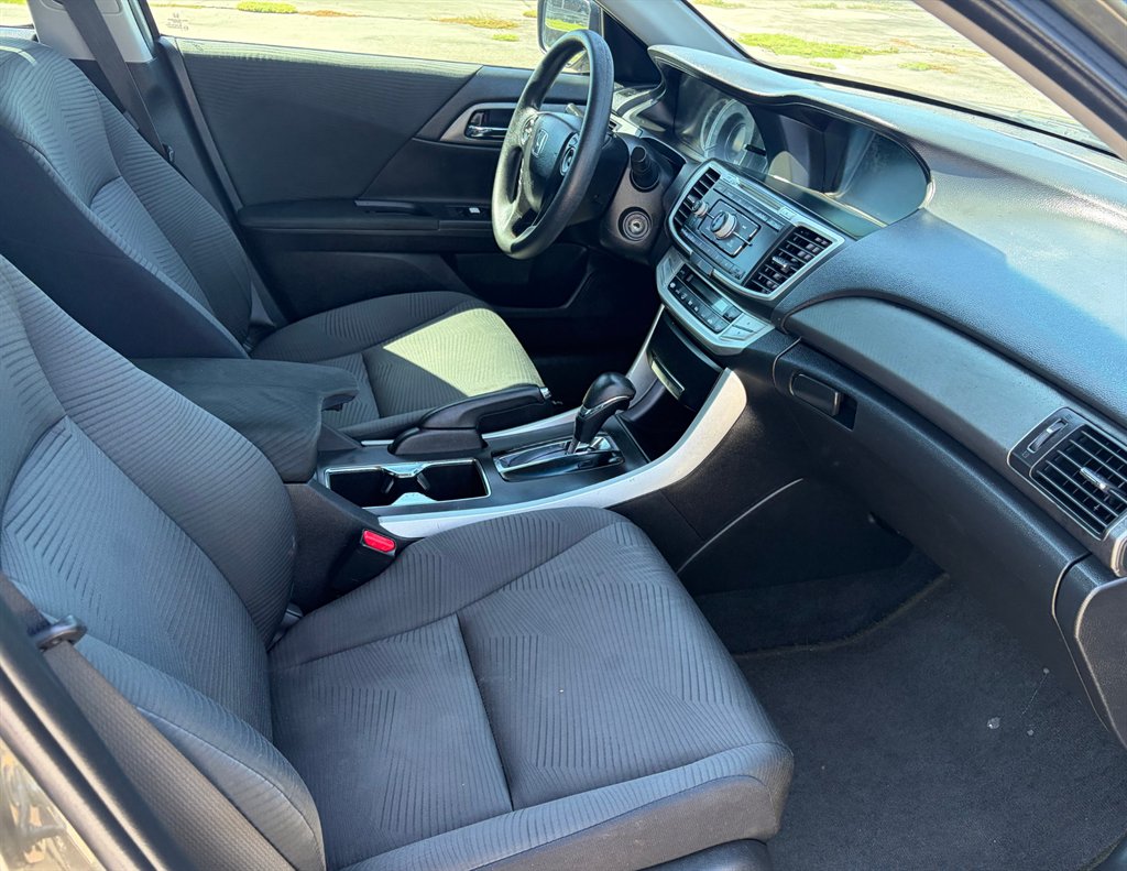 2015 Honda Accord - $15,995
