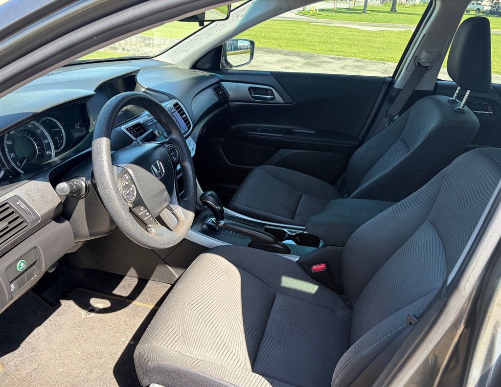 2015 Honda Accord - $15,995