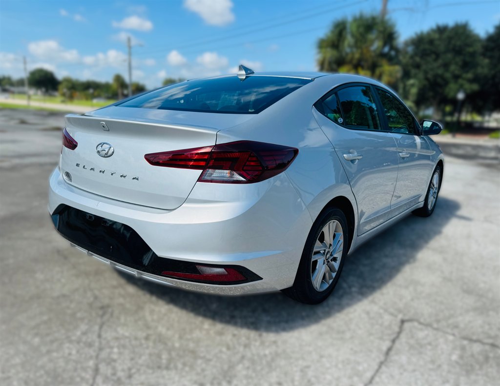 2019 Hyundai Elantra