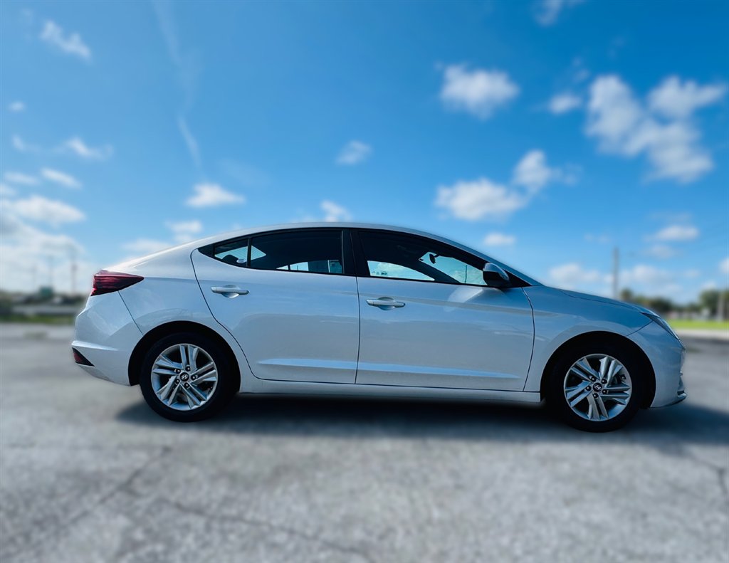2019 Hyundai Elantra