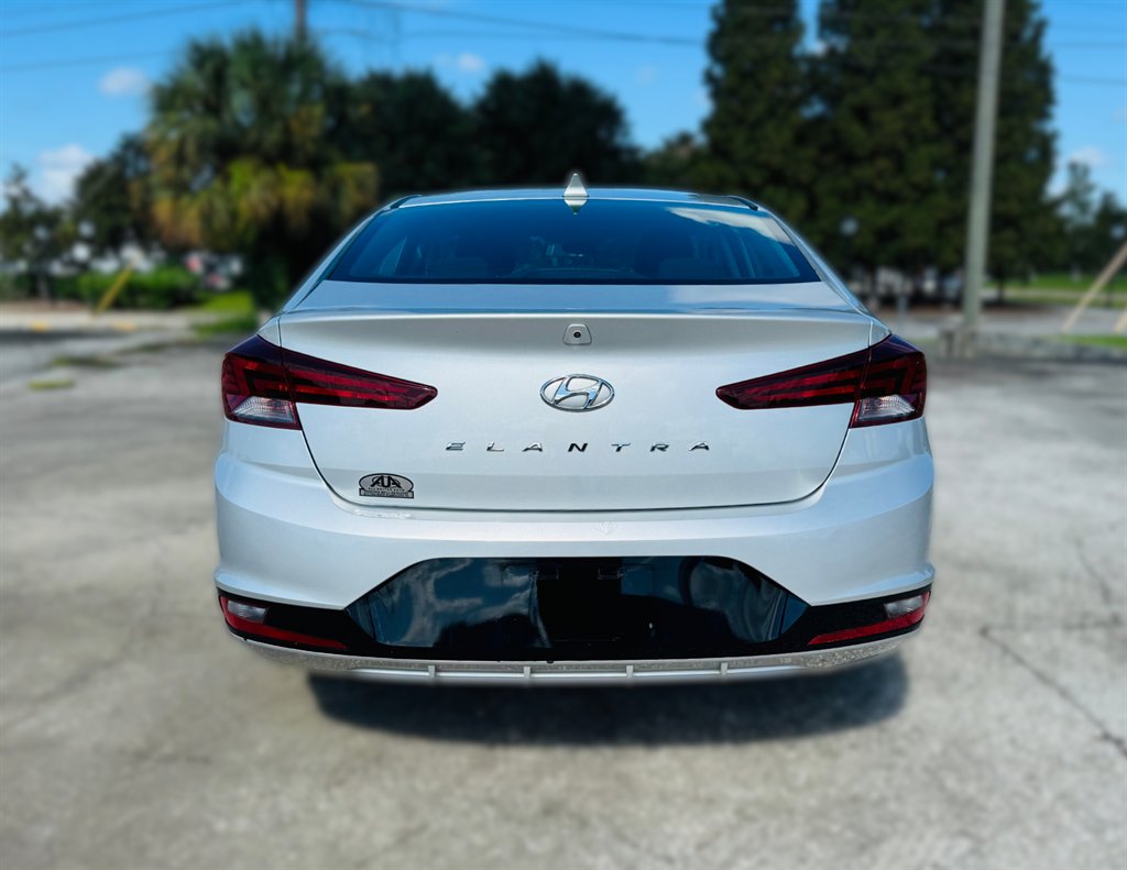 2019 Hyundai Elantra
