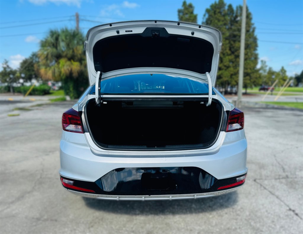 2019 Hyundai Elantra
