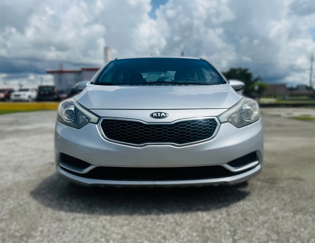 2016 Kia Forte - $11,995