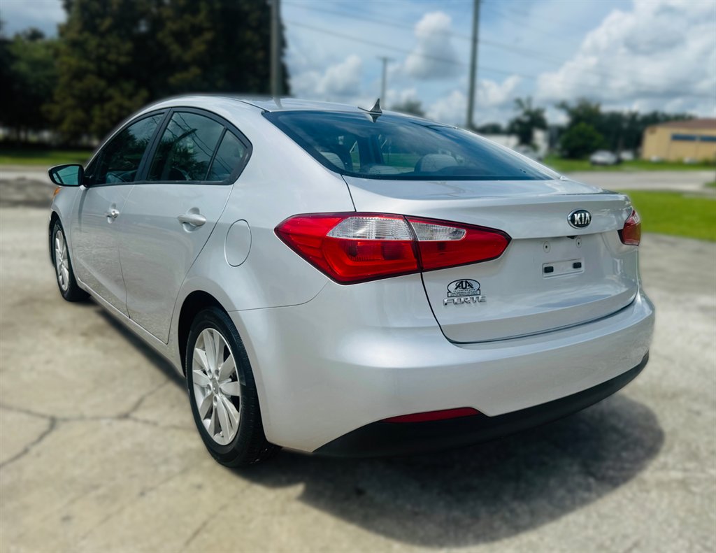 2016 Kia Forte - $11,995