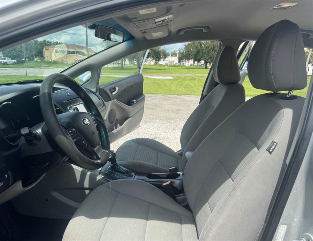 2016 Kia Forte - $11,995