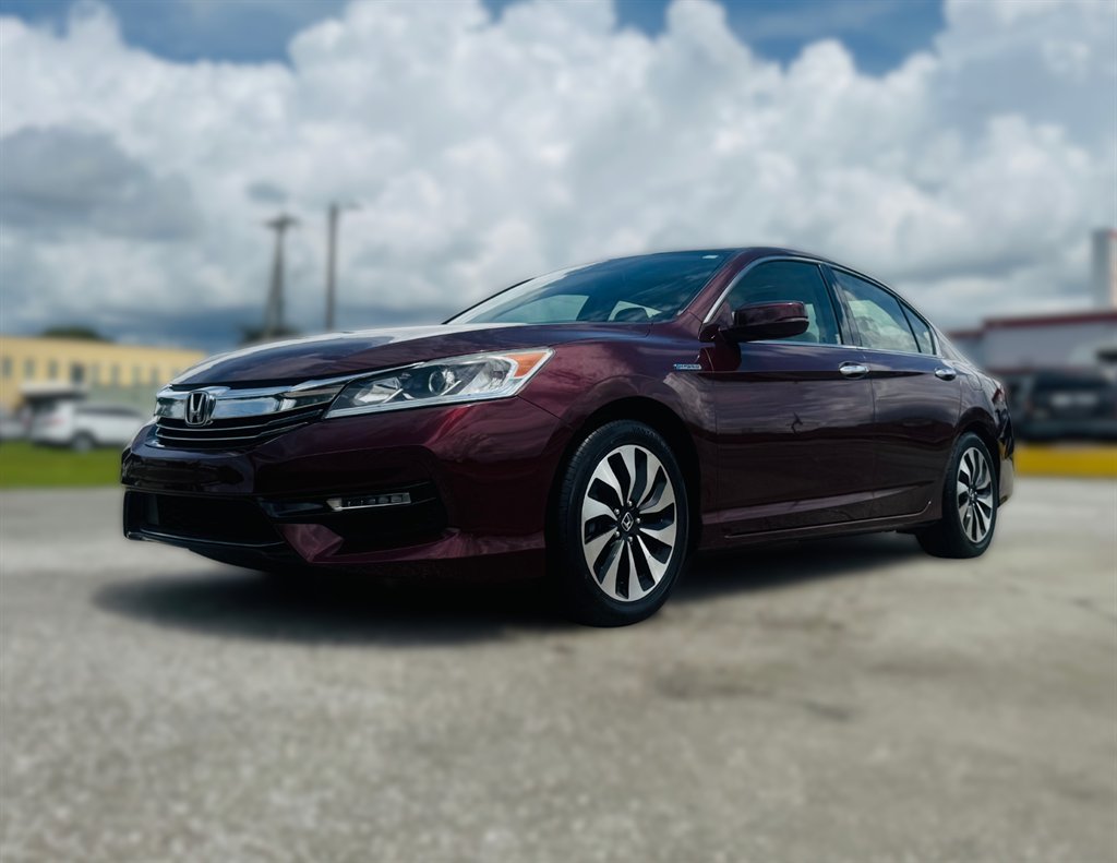 2017 Honda Accord - $17,995