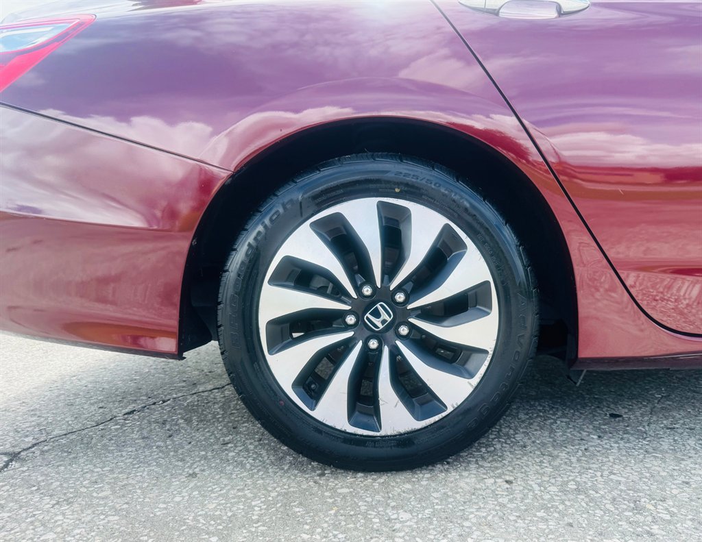 2017 Honda Accord - $17,995